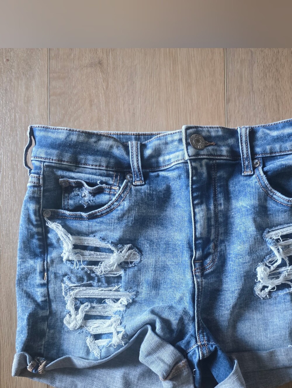 American Eagle High Rise Shortie